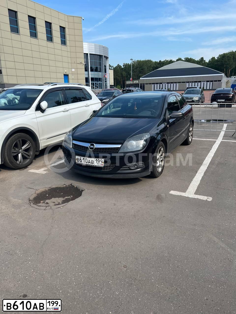 Фото автомобиля OPEL ASTRA, 2007 — госномер В610АВ199. Цвет: ЧЕРНЫЙ