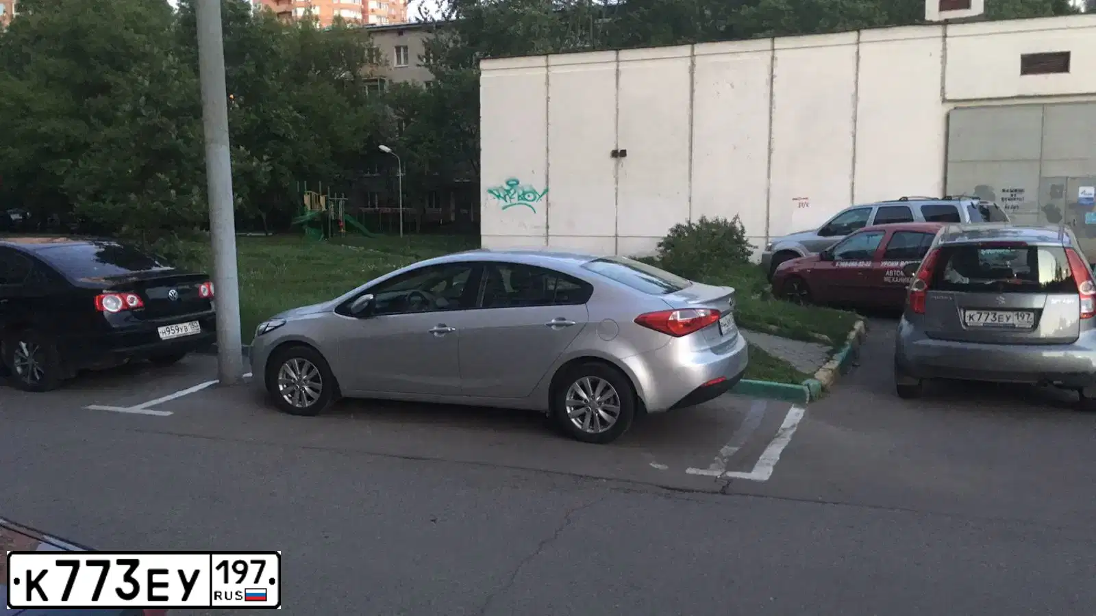 Фото автомобиля LADA 2109 SAMARA, 2001 — госномер О220ОС46. Цвет: БЕЖЕВО-РОЗОВЫЙ