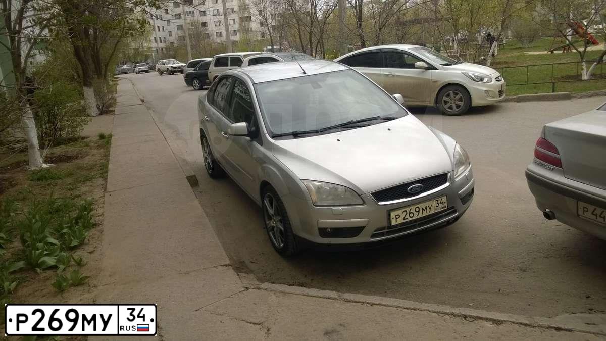 Фото автомобиля FORD FOCUS, 2007 — госномер Р269МУ34. Цвет: СЕРЕБРИСТЫЙ