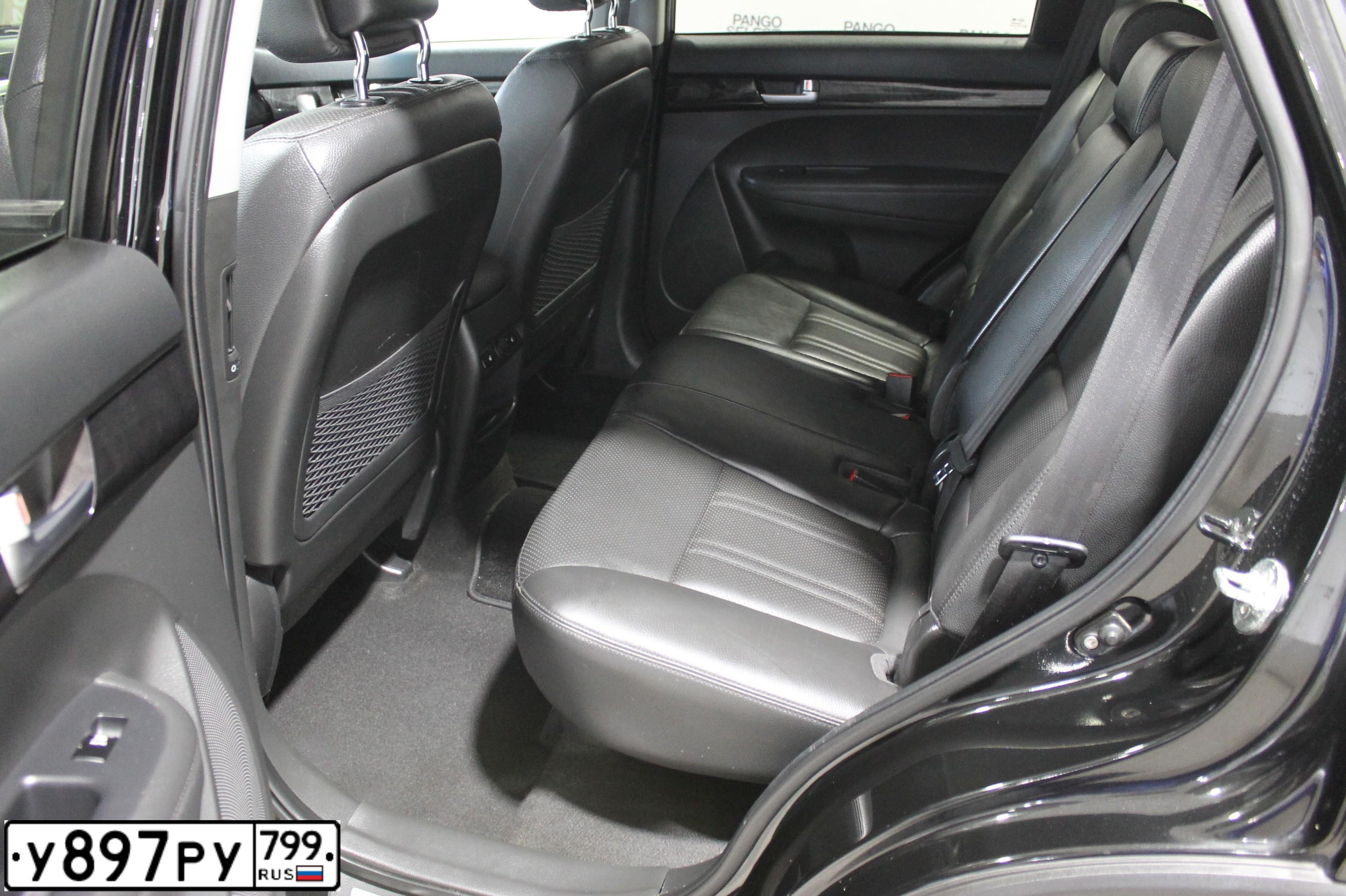 Фото автомобиля KIA SORENTO, 2019 — госномер Н279ТХ790. Цвет: ЧЕРНЫЙ