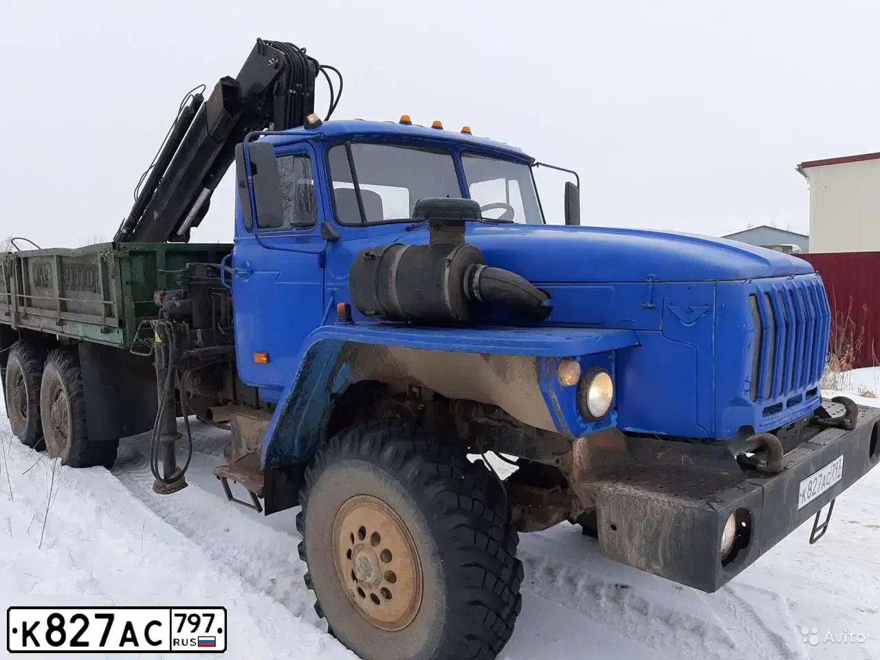 Фото автомобиля URAL 4320 /6X6/, 2006 — госномер Н185КС190. Цвет: голубой