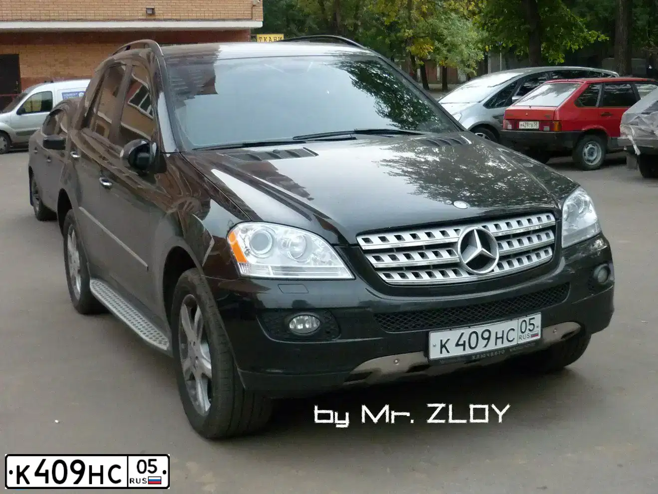 Фото автомобиля MERCEDES M-KLASSE, 2008 — госномер К409НС05. Цвет: ЧЕРНЫЙ