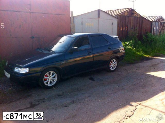 Фото автомобиля LADA 2112, 2003 — госномер С871МС98. Цвет: ТЕМНО-СЕРЫЙ