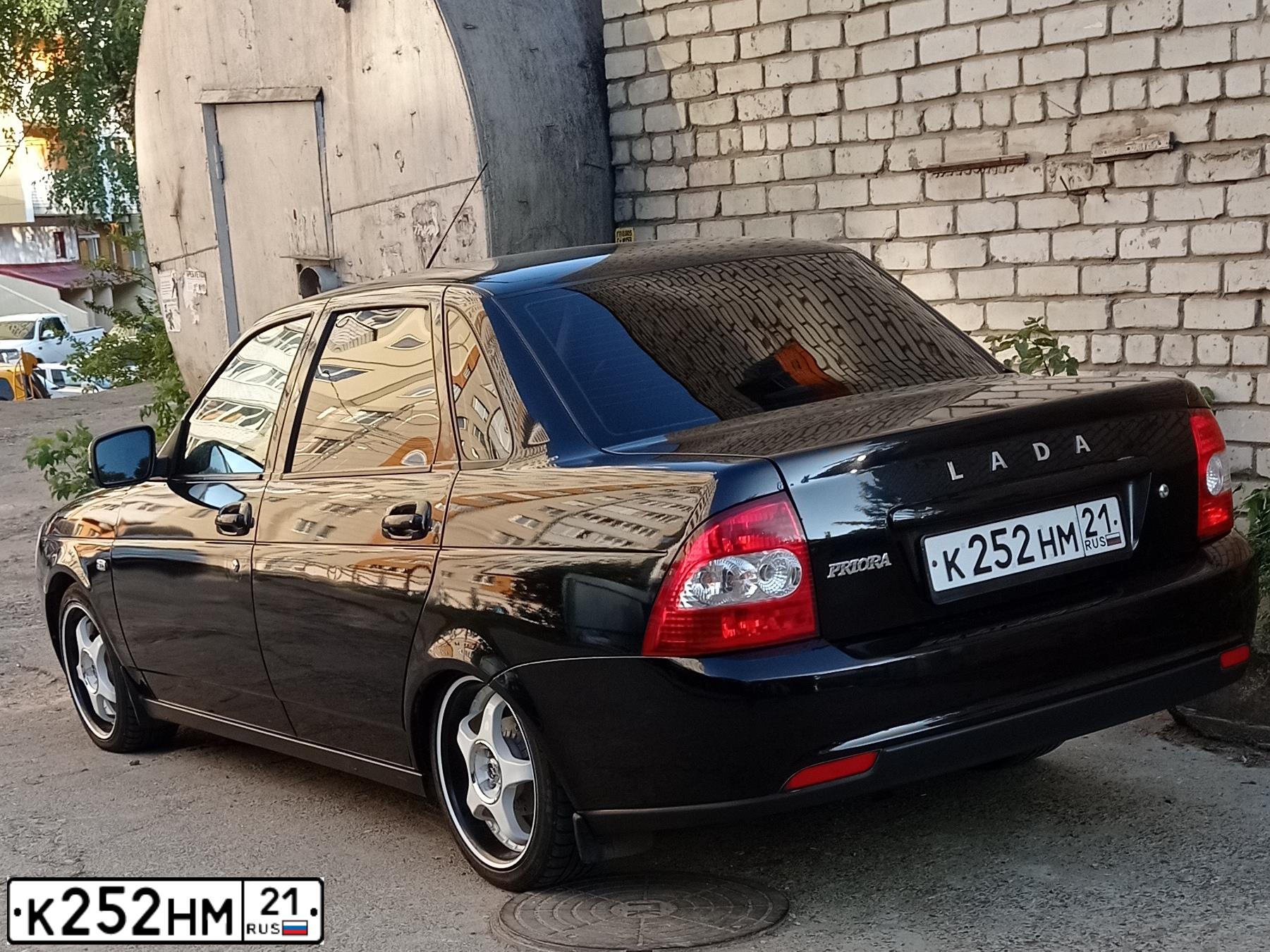Фото автомобиля LADA 2170 PRIORA, 2012 — госномер К252НМ21. Цвет: СИНЕ-ЧЕРНЫЙ