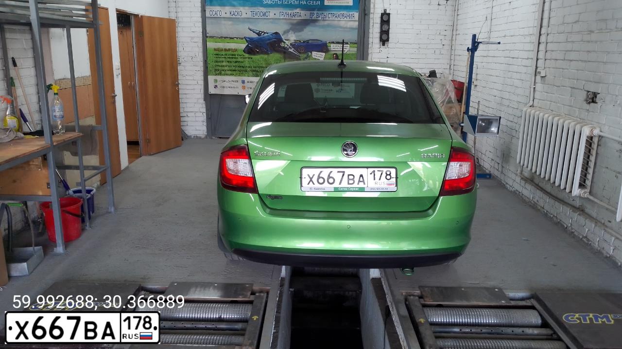 Фото автомобиля SKODA RAPID, 2017 — госномер Х667ВА178. Цвет: ЗЕЛЕНЫЙ