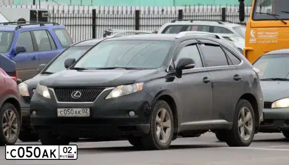 Фото автомобиля GAZ 3102 WOLGA, 2003 — госномер Т003УС102. Цвет: БУРАН