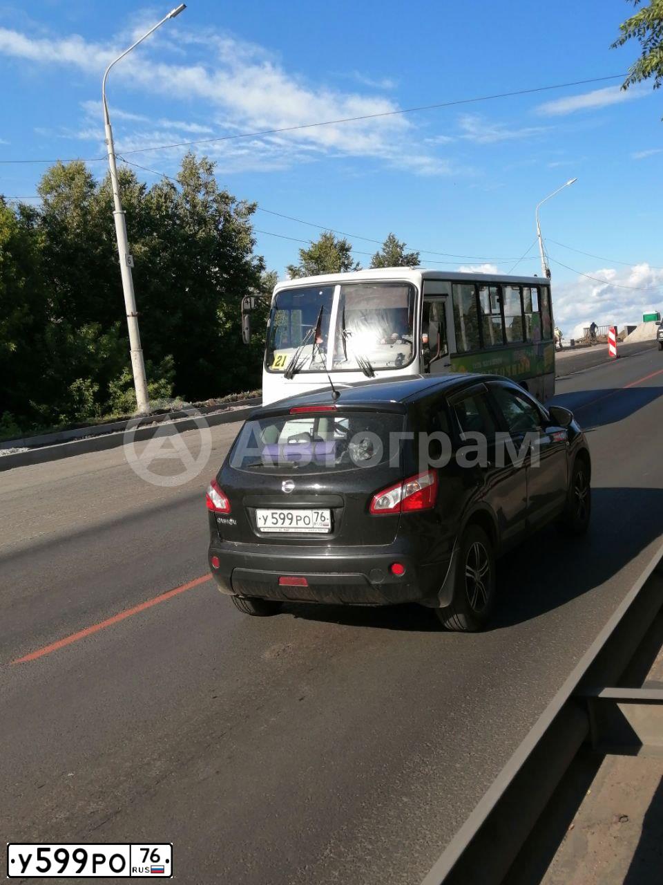 Фото автомобиля NISSAN QASHQAI, 2012 — госномер Н405ТО69. Цвет: ЧЕРНЫЙ