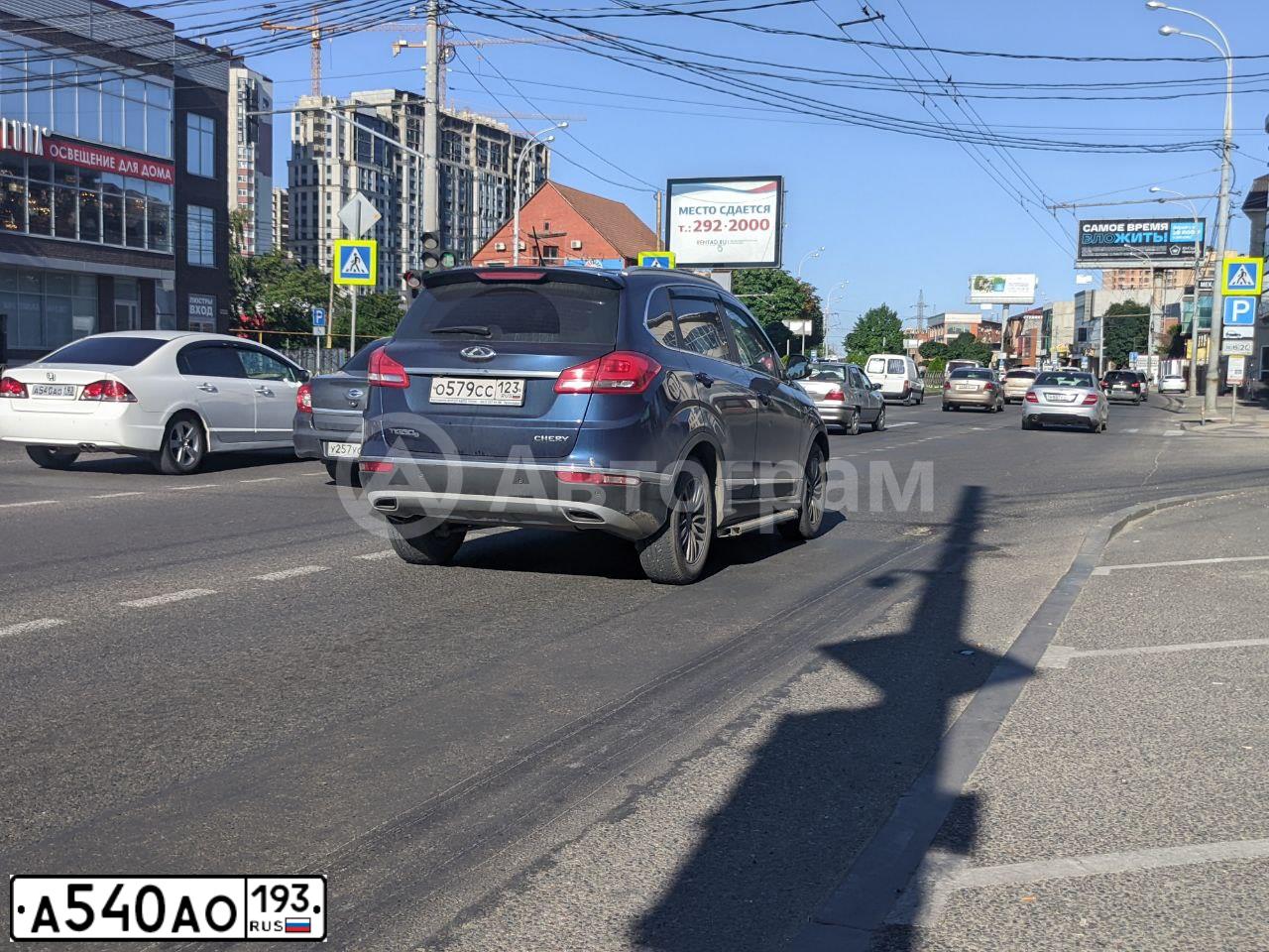 Фото автомобиля HONDA CIVIC, 2010 — госномер А540АО193. Цвет: Белый