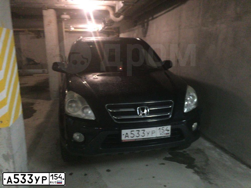 Фото автомобиля HONDA CR-V, 2006 — госномер А533УР154. Цвет: ЧЕРНЫЙ