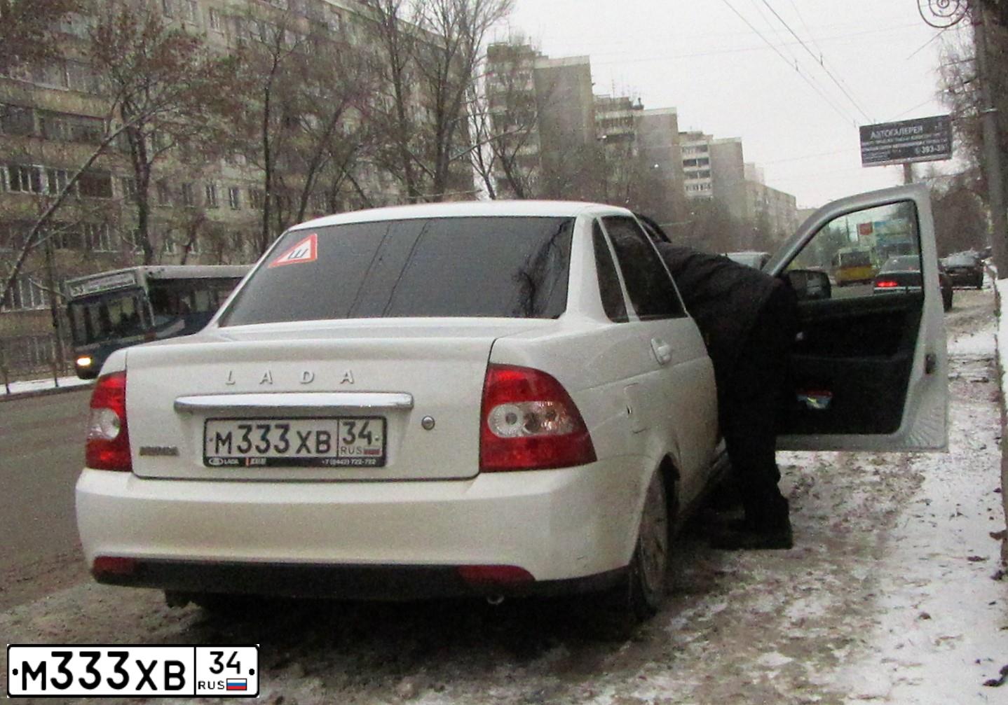 Фото автомобиля LADA 2170 PRIORA, 2017 — госномер Е476НУ08. Цвет: Белый