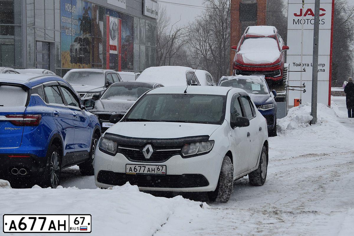 Фото автомобиля RENAULT LOGAN, 2016 — госномер А677АН67. Цвет: Белый