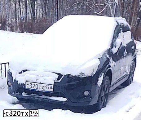 Фото автомобиля SUBARU IMPREZA, 2014 — госномер С320ТХ178. Цвет: ЧЕРНЫЙ
