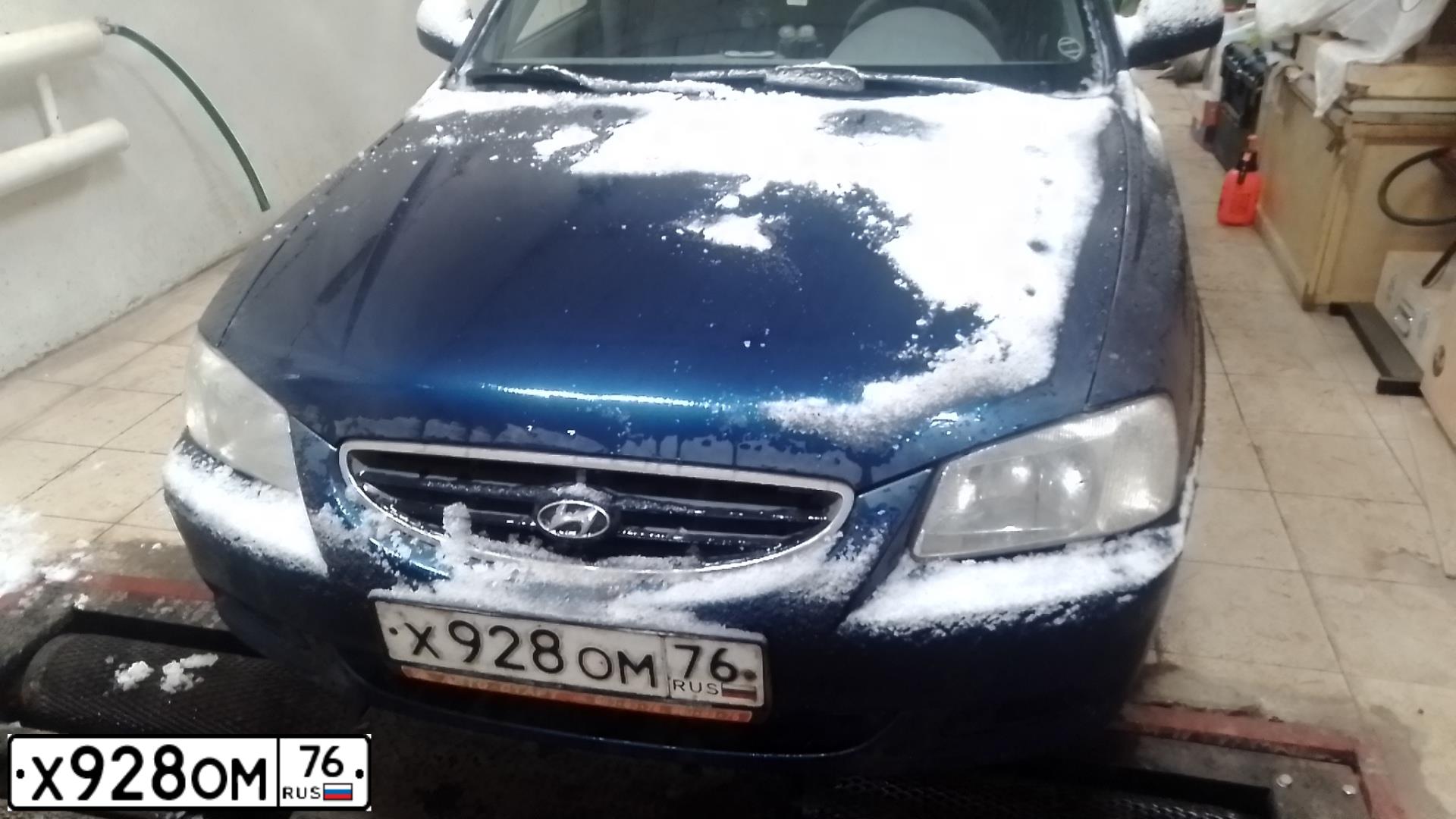 Фото автомобиля TAGAZ ACCENT, 2006 — госномер Х928ОМ76. Цвет: ТЕМНО-СИНИЙ
