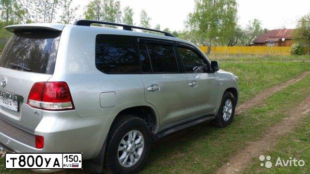 Фото автомобиля TOYOTA LAND CRUISER 200, 2012 — госномер Р196ТТ790. Цвет: СЕРЫЙ