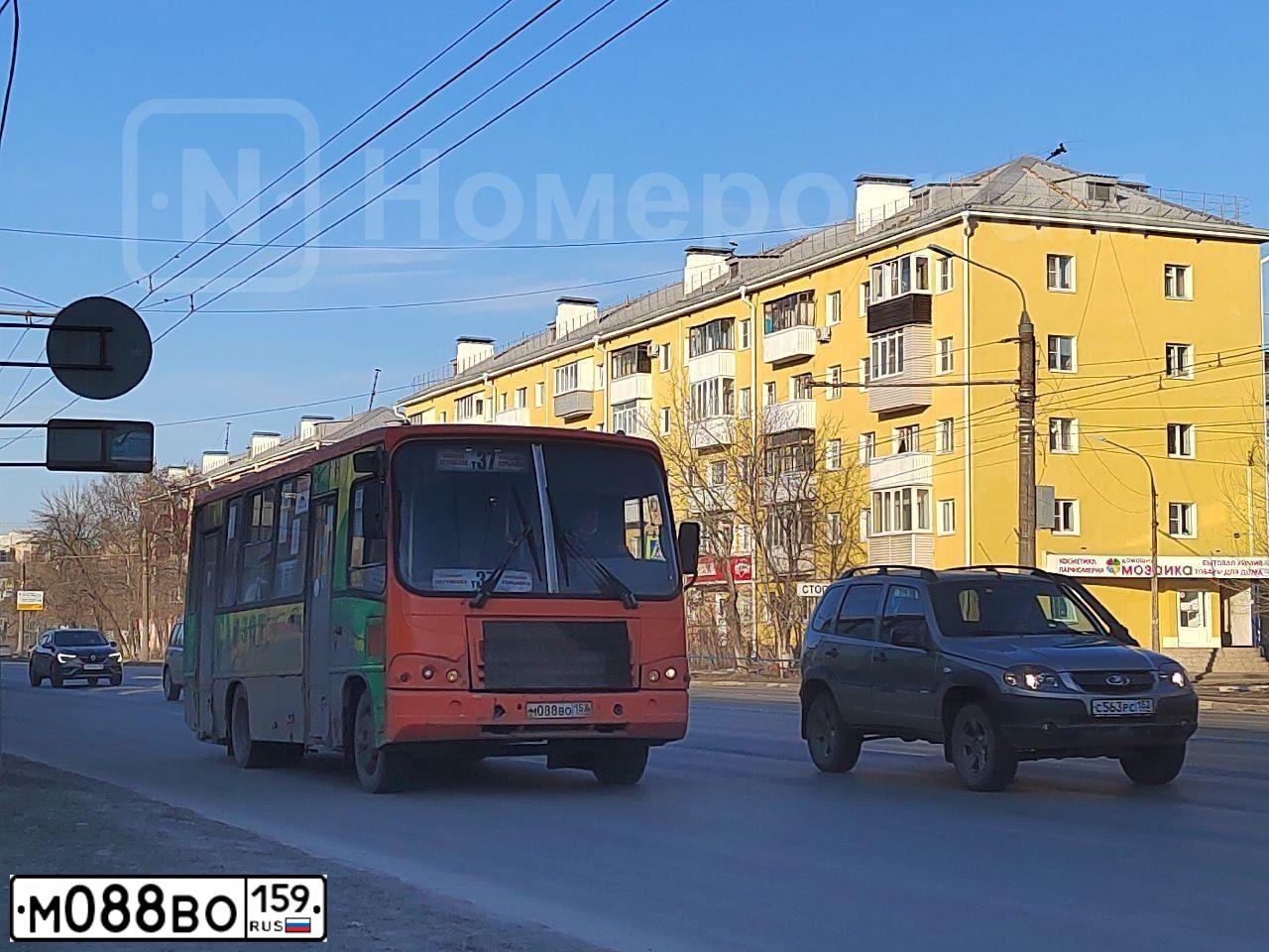 Фото автомобиля KIA RIO, 2018 — госномер С257ВС196. Цвет: ЧЕРНЫЙ