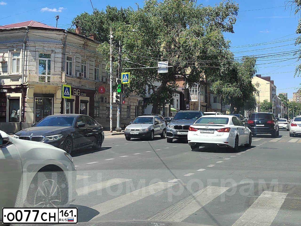 Фото автомобиля BMW 325I, 2005 — госномер Н701РВ82. Цвет: СЕРЫЙ