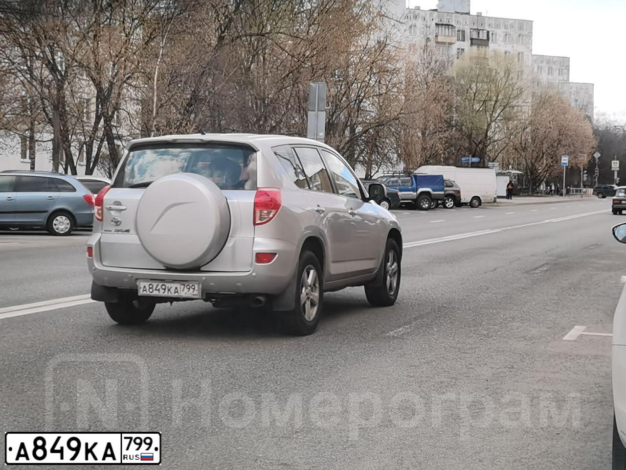 Фото автомобиля TOYOTA RAV4, 2008 — госномер В285НО51. Цвет: Серебристый