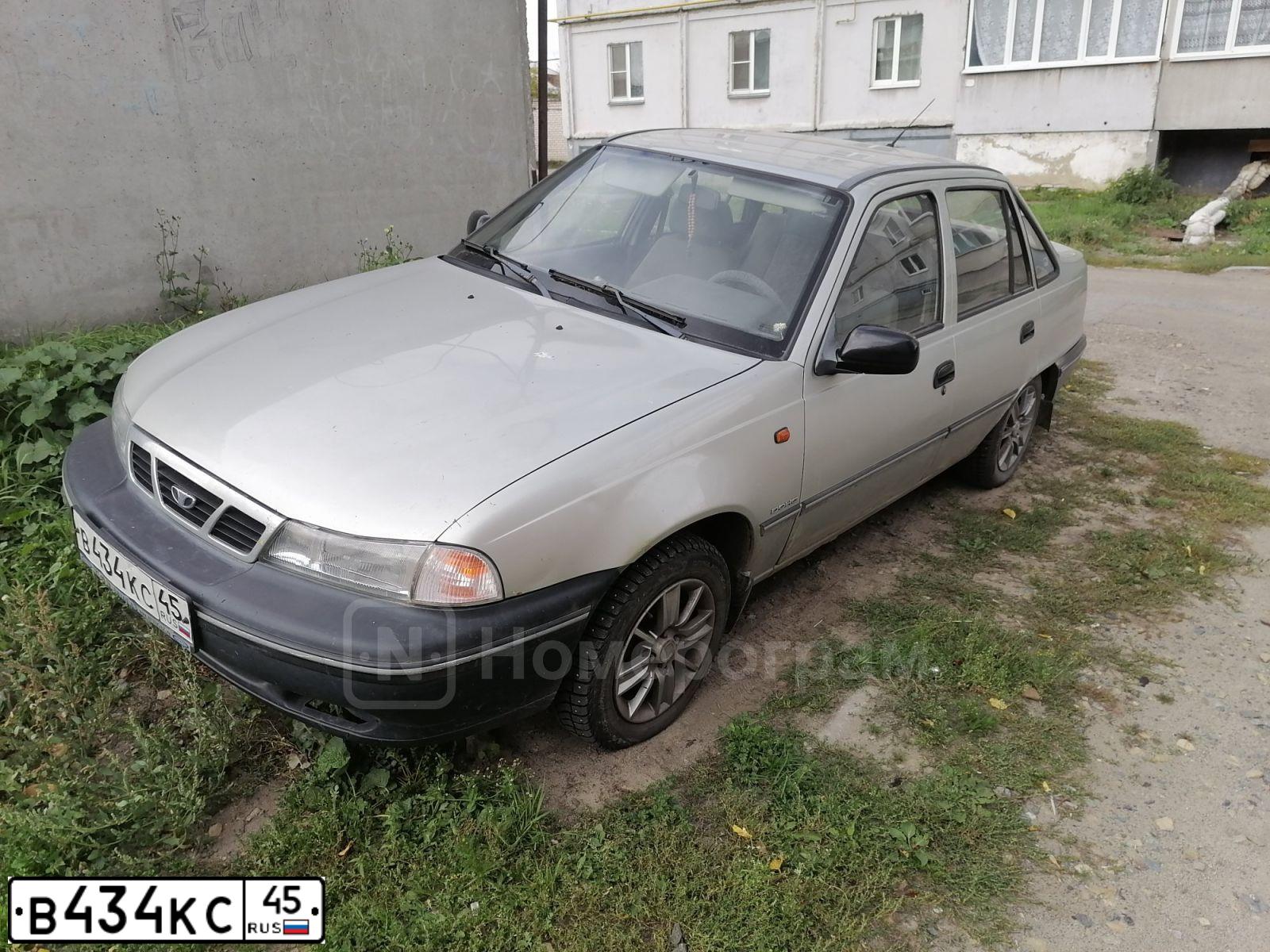 Фото автомобиля DAEWOO NEXIA, 2006 — госномер В434КС45. Цвет: ПЕРЛАМУТРОВО-СЕРЕБРИСТЫЙ