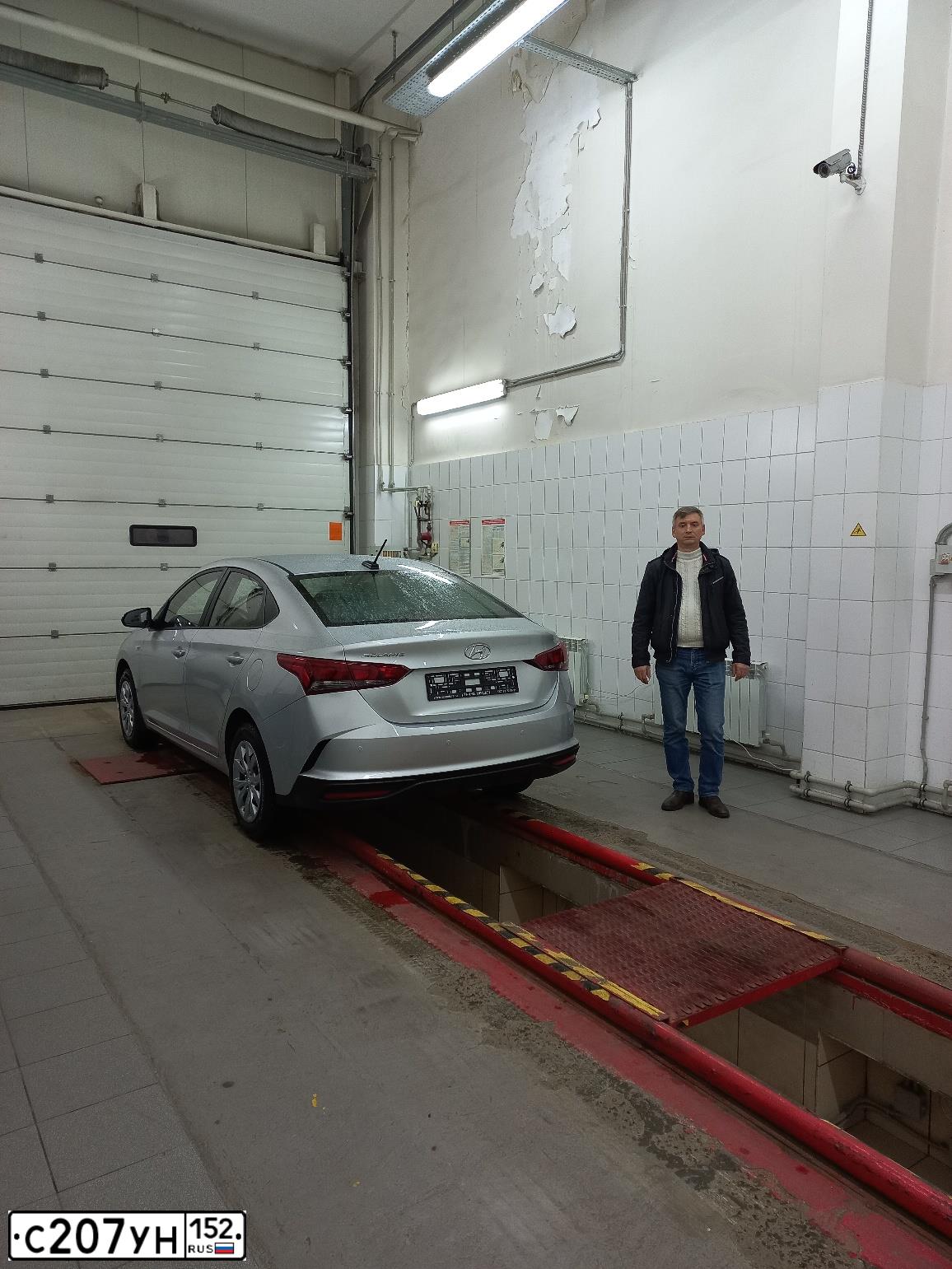 Фото автомобиля HYUNDAI SOLARIS, 2020 — госномер С207УН152. Цвет: СЕРЫЙ