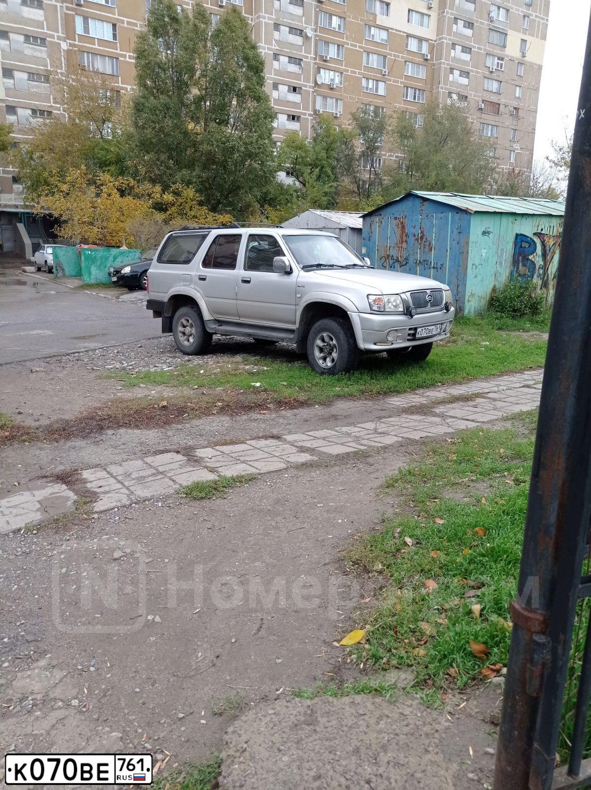 Фото автомобиля GREAT WALL SAFE, 2005 — госномер К070ВЕ761. Цвет: СЕРЫЙ