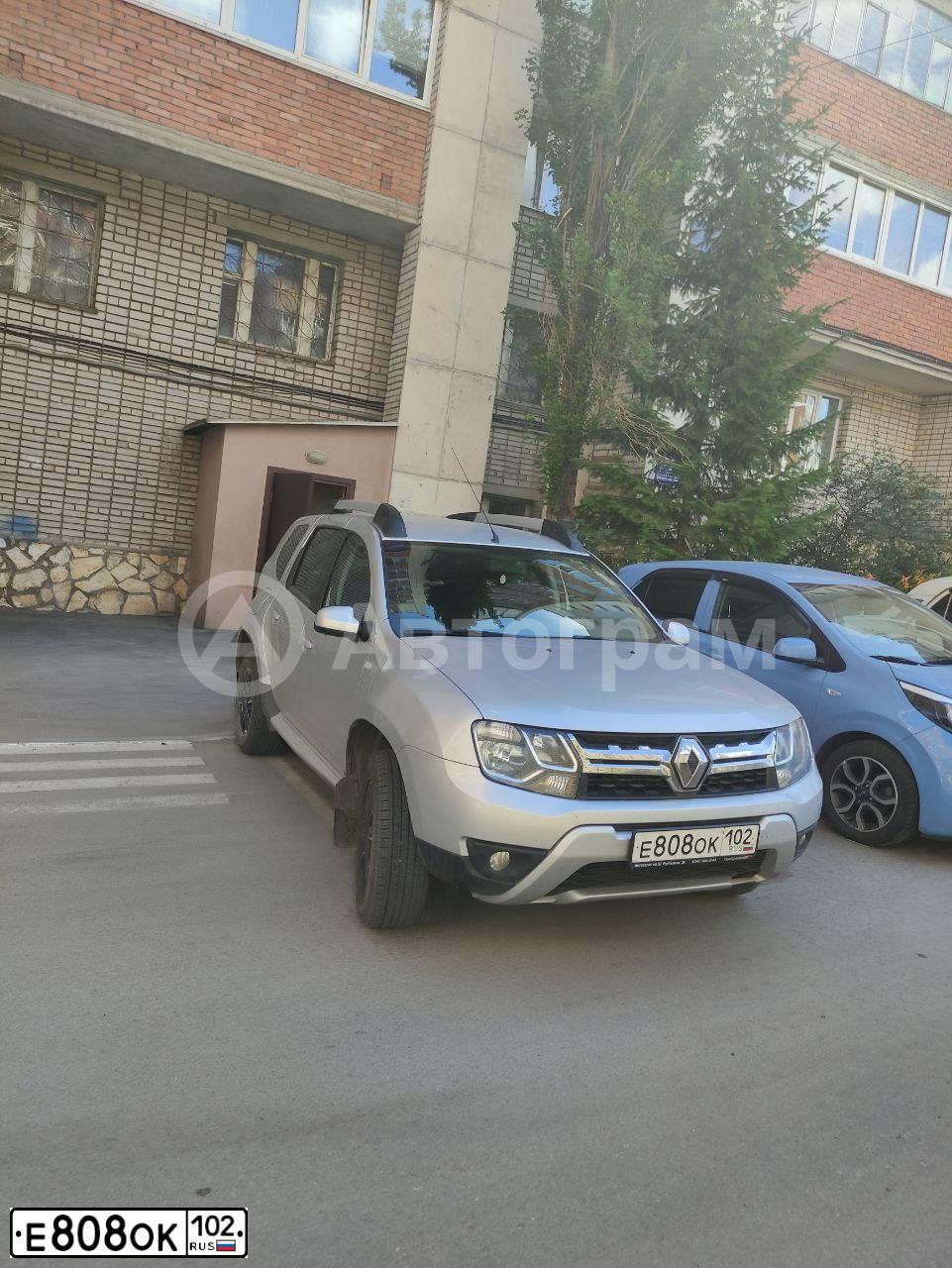 Фото автомобиля VOLKSWAGEN POLO, 2013 — госномер А742НС702. Цвет: СЕРЕБРИСТЫЙ