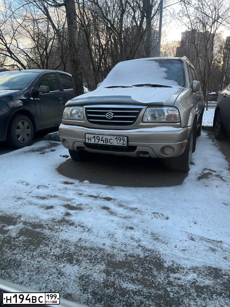 Фото автомобиля SUZUKI VITARA XL-7, 2001 — госномер Н194ВС199. Цвет: ЖЕЛТЫЙ