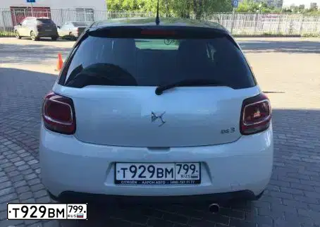 Фото автомобиля CITROEN DS3, 2017 — госномер Т929ВМ799. Цвет: БЕЛЫЙ