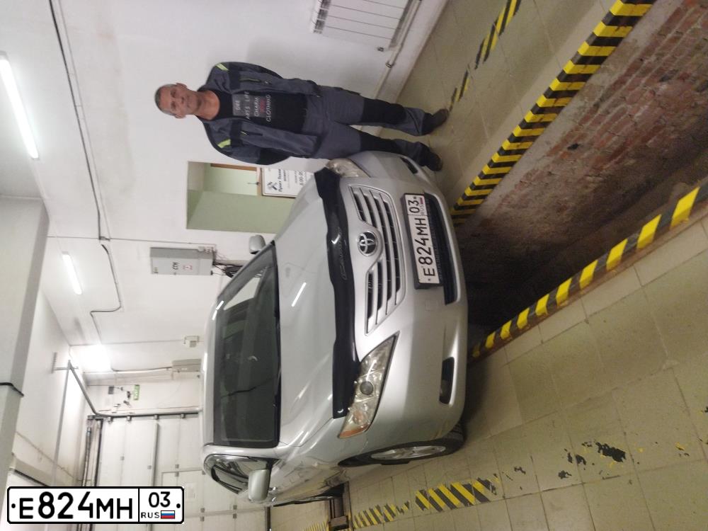 Фото автомобиля TOYOTA CAMRY, 2006 — госномер Е824МН03. Цвет: СЕРЫЙ