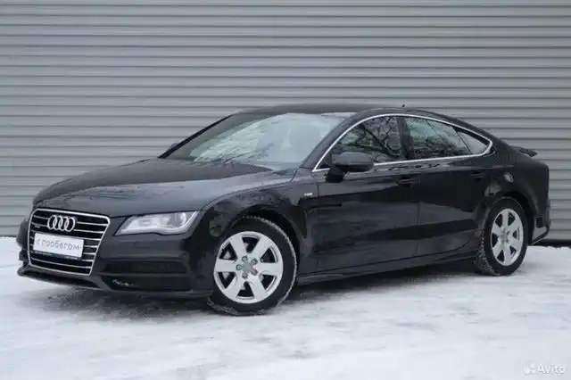 Фото автомобиля AUDI A7, 2012 — госномер Е583МЕ977. Цвет: ЧЕРНЫЙ