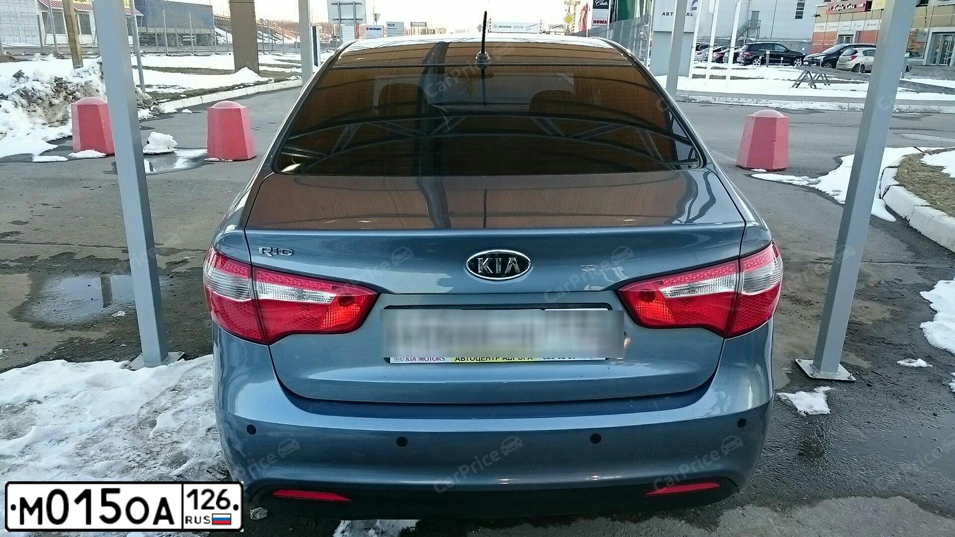 Фото автомобиля KIA RIO, 2012 — госномер М466ОН178. Цвет: голубой
