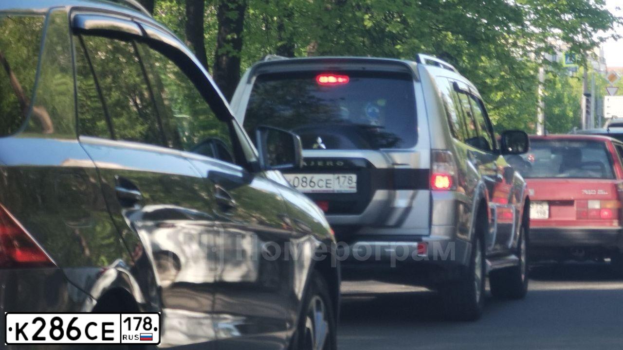 Фото автомобиля TOYOTA AVENSIS, 2007 — госномер Н278ТХ69. Цвет: СВЕТЛО-ОЛИВКОВЫЙ