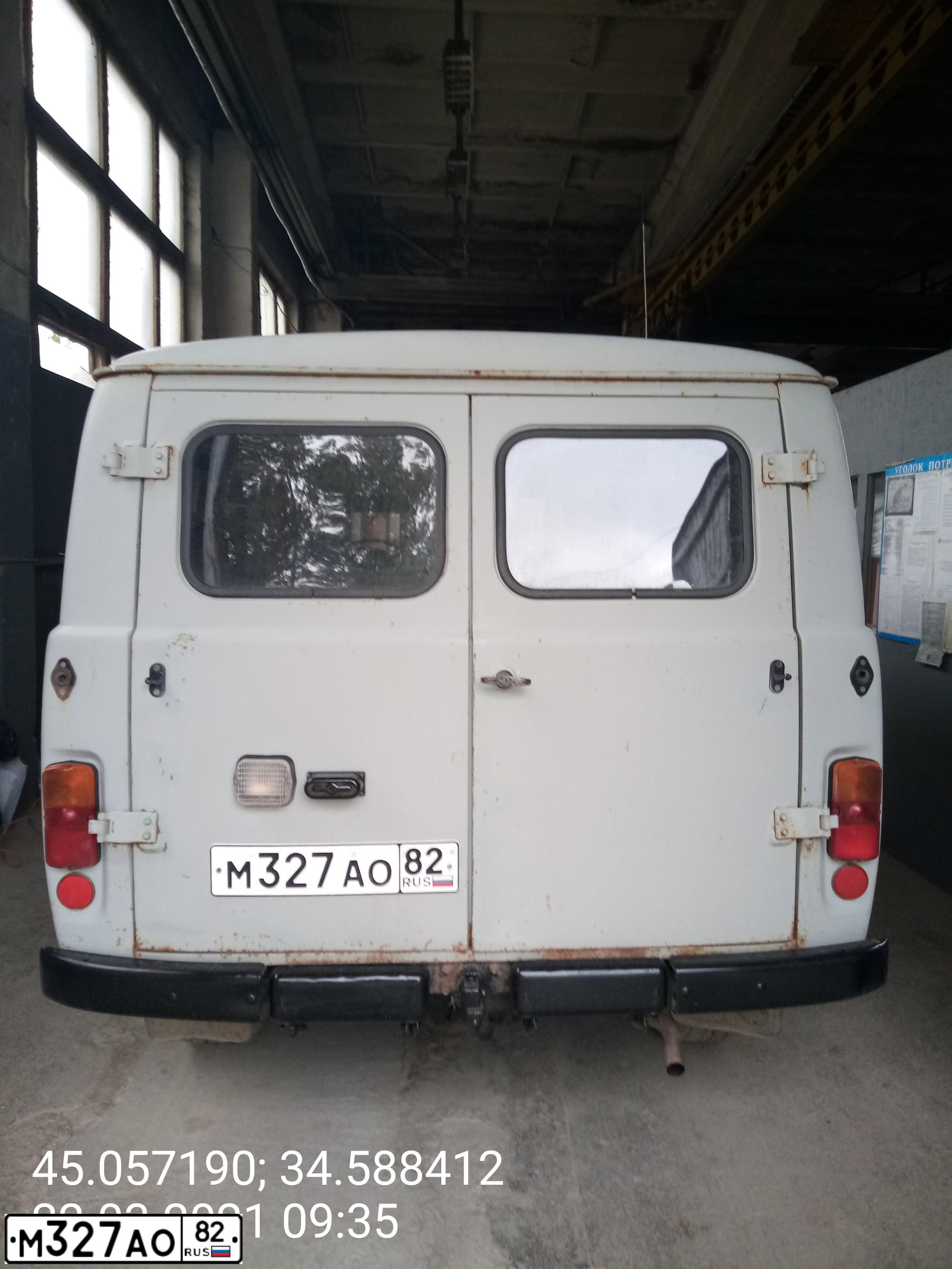 Фото автомобиля UAZ 3962, 1999 — госномер М327АО82. Цвет: БЕЛАЯ НОЧЬ
