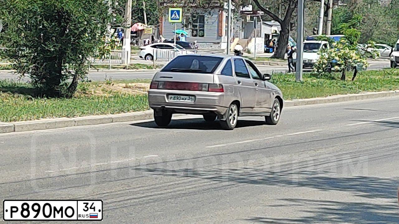 Фото автомобиля LADA 2114 SAMARA, 2011 — госномер Т721ЕР761. Цвет: СВЕТЛО СЕРЕБРИСТЫЙ МЕТАЛЛ
