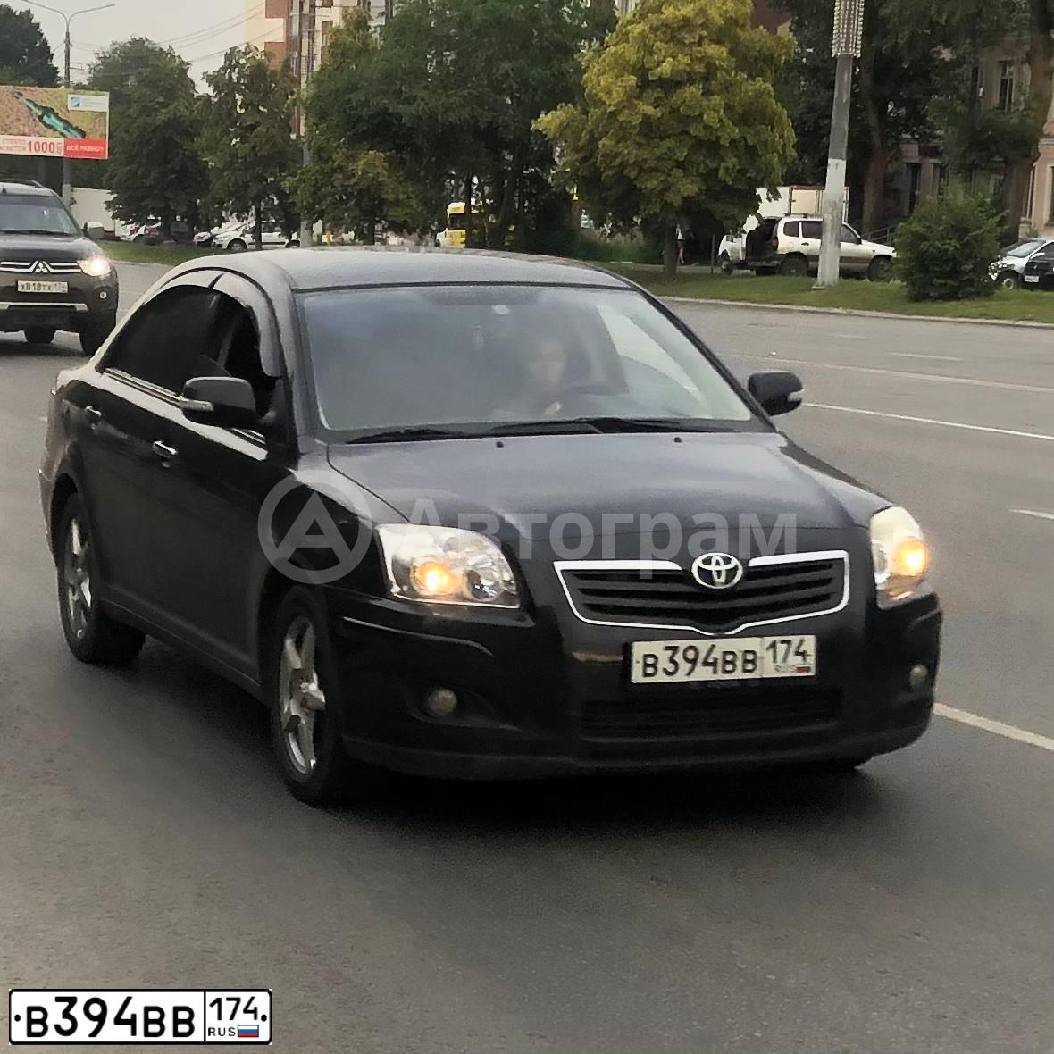 Фото автомобиля TOYOTA AVENSIS, 2007 — госномер В394ВВ174. Цвет: ЧЕРНЫЙ