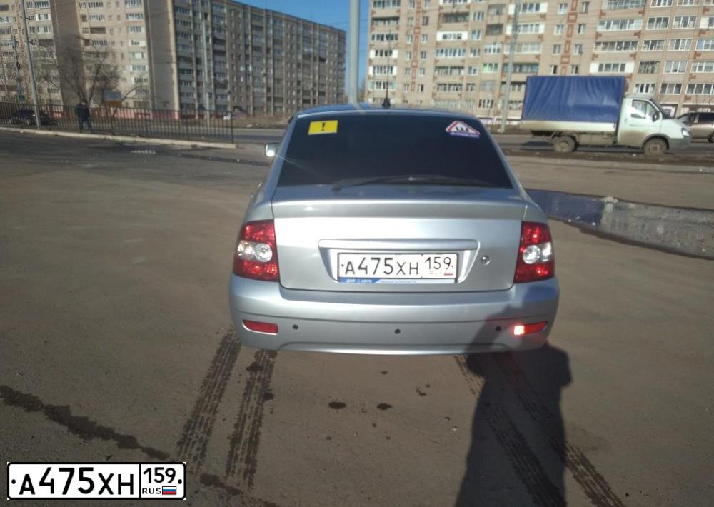 Фото автомобиля LADA 2172 PRIORA, 2009 — госномер А475ХН159. Цвет: СВЕТЛО-СЕРБР МЕТАЛЛ