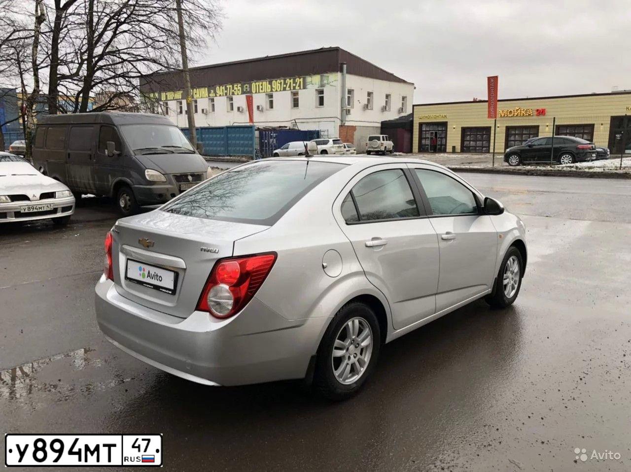 Фото автомобиля MITSUBISHI CARISMA, 2003 — госномер У894МТ47. Цвет: СЕРО-ЗЕЛЕНЫЙ