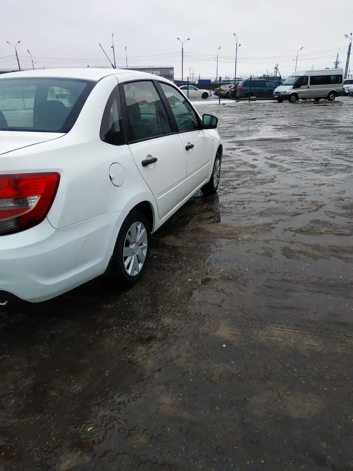 Фото автомобиля LADA GRANTA, 2019 — госномер С403РЕ57
