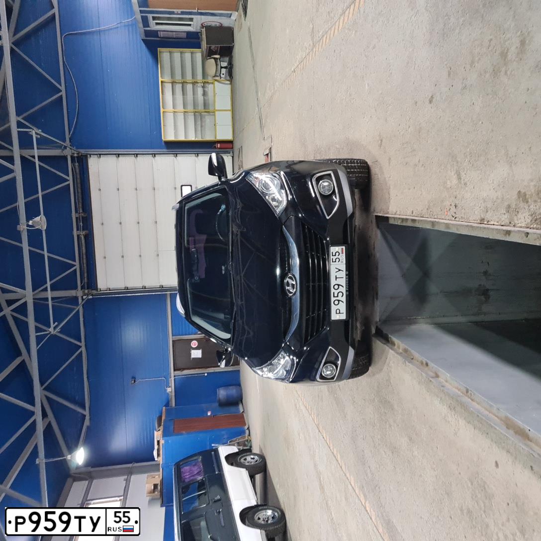 Фото автомобиля MITSUBISHI LANCER, 2007 — госномер У845ВМ55. Цвет: Серебристый