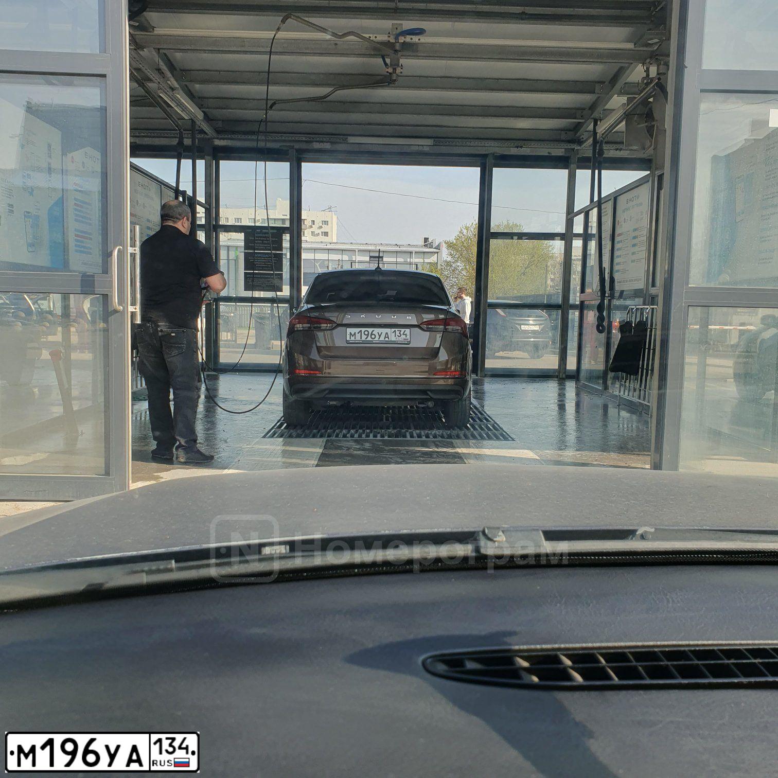 Фото автомобиля SKODA RAPID, 2020 — госномер М196УА134. Цвет: Коричневый