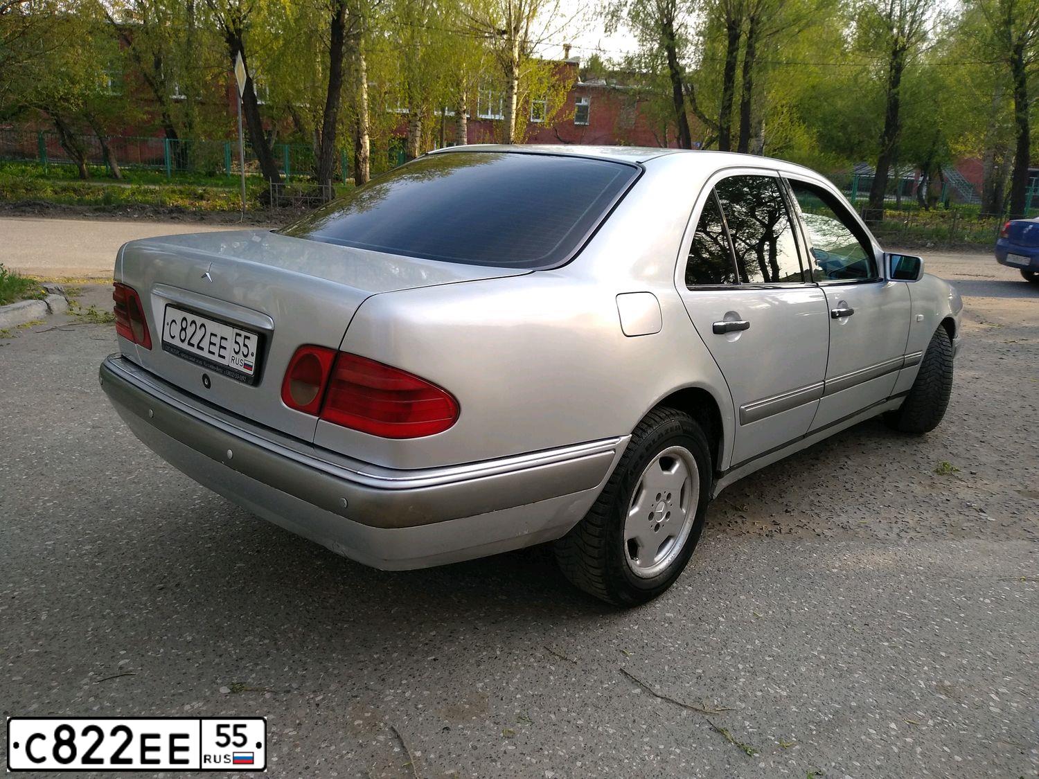 Фото автомобиля MERCEDES-BENZ E-CLASS, 1998 — госномер А386РА155. Цвет: СЕРЕБРИСТЫЙ