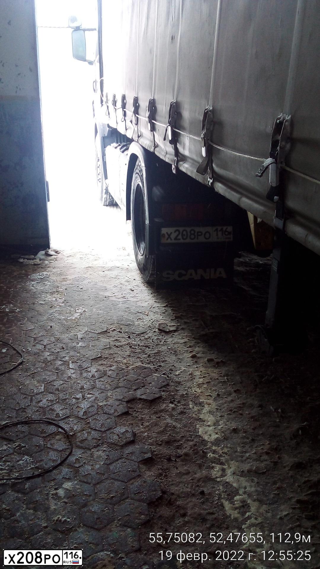 Фото автомобиля SCANIA SERIE G /4X2/, 2011 — госномер У730АА716. Цвет: ЧЕРНЫЙ