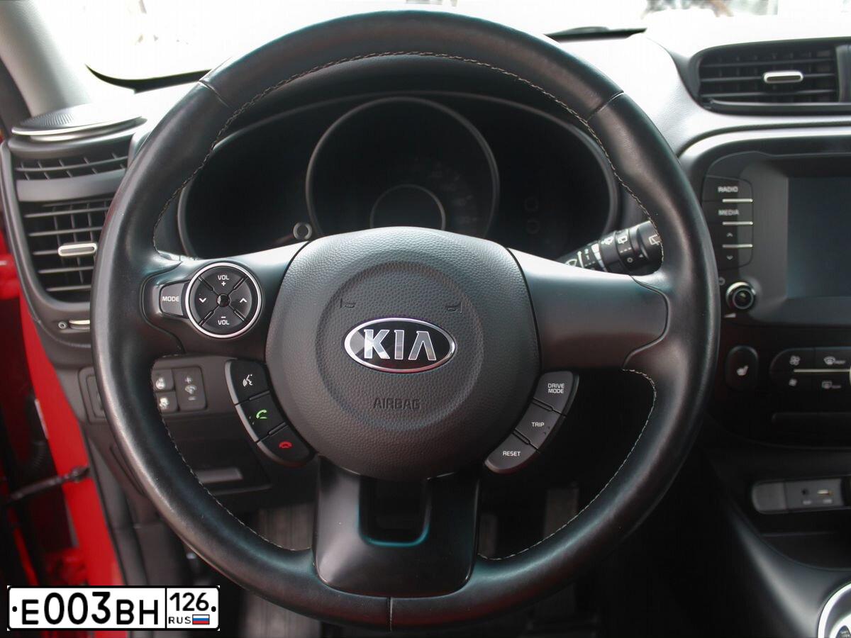 Фото автомобиля KIA SOUL, 2018 — госномер Е003ВН126