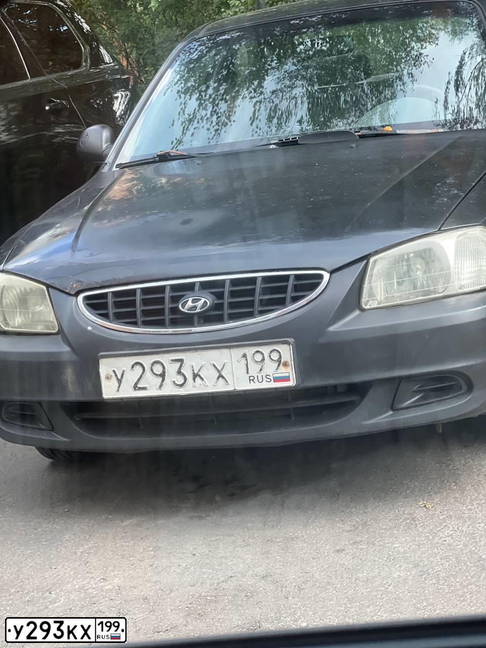 Фото автомобиля TAGAZ ACCENT, 2008 — госномер У293КХ199. Цвет: ЧЕРНЫЙ