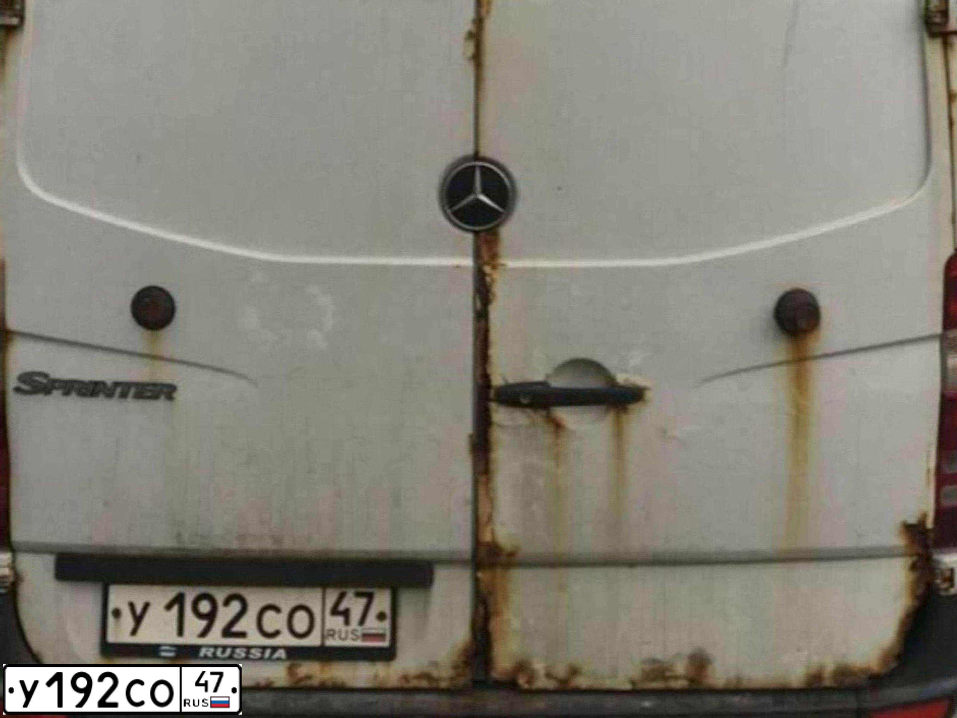 Фото автомобиля MERCEDES SPRINTER, 2008 — госномер У192СО47. Цвет: БЕЛЫЙ