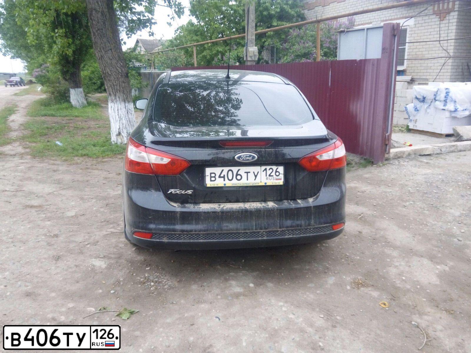 Фото автомобиля FORD FOCUS, 2011 — госномер В406ТУ126. Цвет: ЧЕРНЫЙ