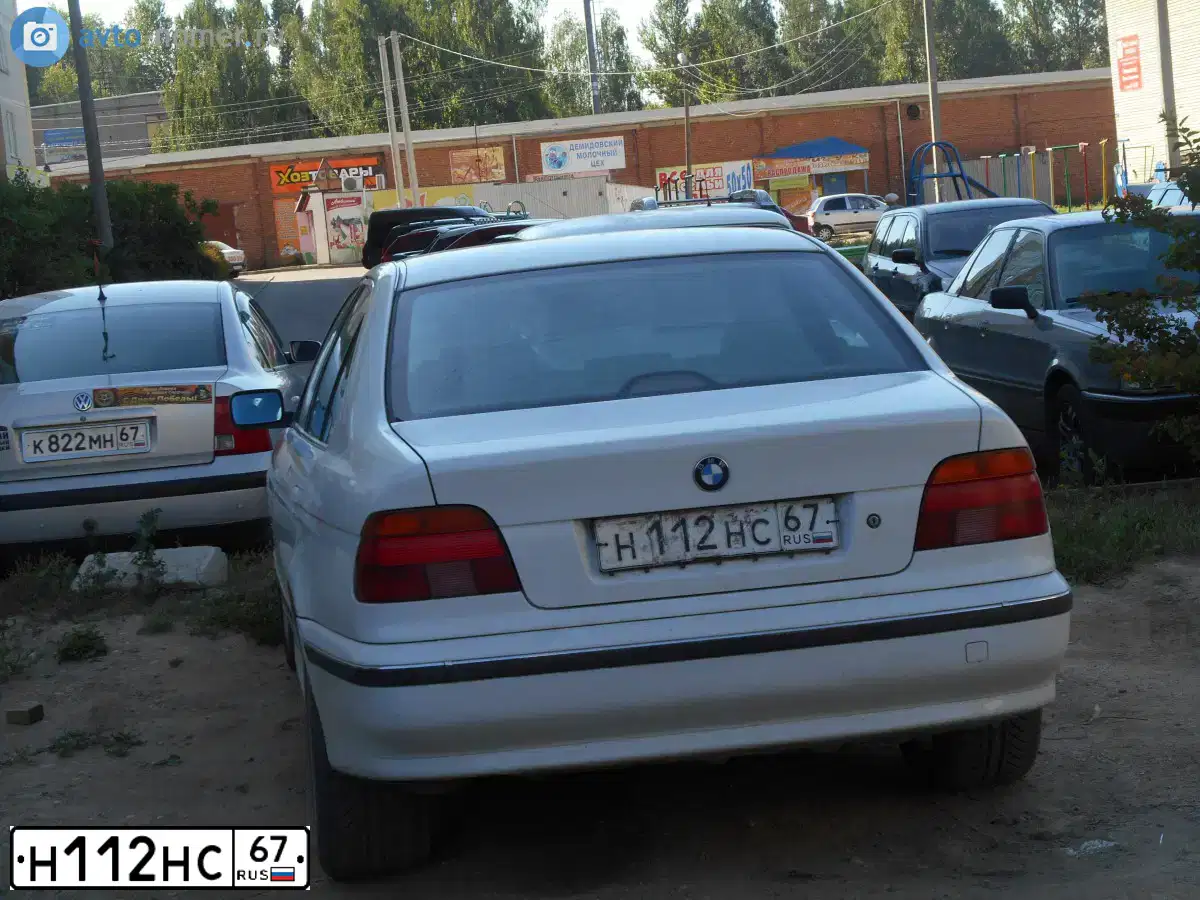 Фото автомобиля MERCEDES VITO, 2007 — госномер А196НК198. Цвет: серебристый