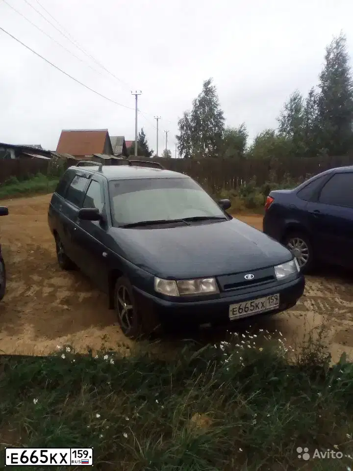Фото автомобиля VOLVO XC90, 2005 — госномер В011МК199. Цвет: Темно-синий