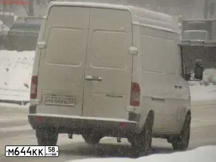 Фото автомобиля MERCEDES-BENZ SPRINTER, 2004 — госномер Н269СС797. Цвет: Белый