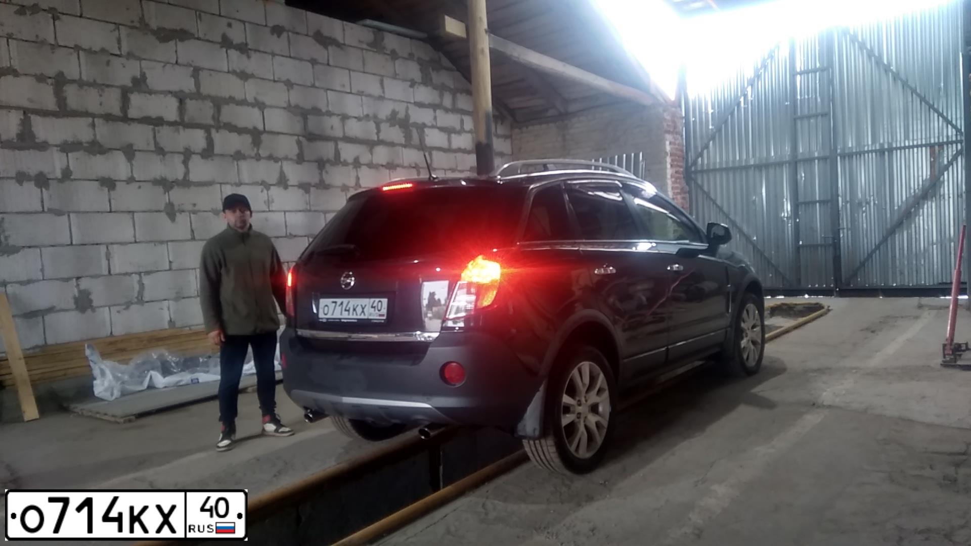 Фото автомобиля OPEL ANTARA, 2012 — госномер О069ОО40. Цвет: ЧЕРНЫЙ
