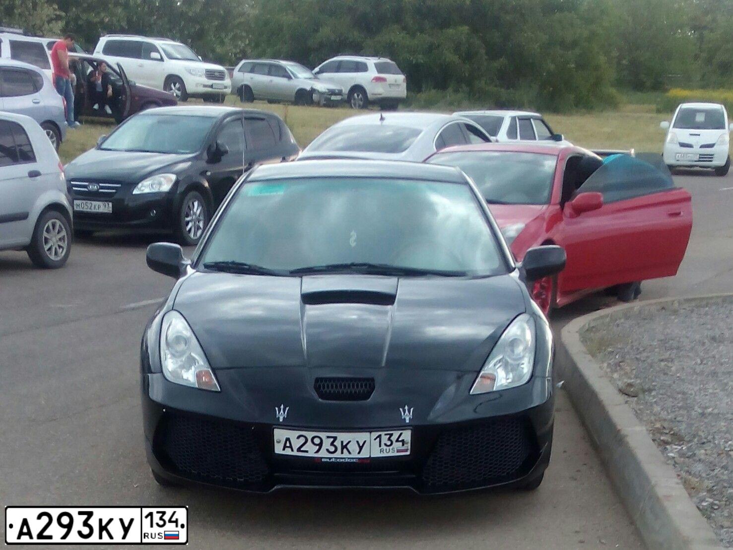 Фото автомобиля TOYOTA CELICA, 2002 — госномер Е370КВ193. Цвет: ЧЕРНЫЙ